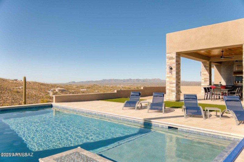 5901 W El Camino del Cerro