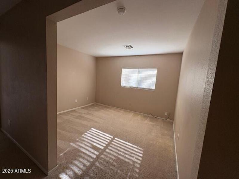 653 Kingman bedroom.