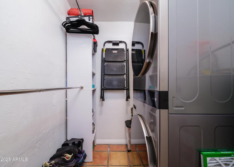 Listings_4540_N_44thSt_Unit21_Images-39