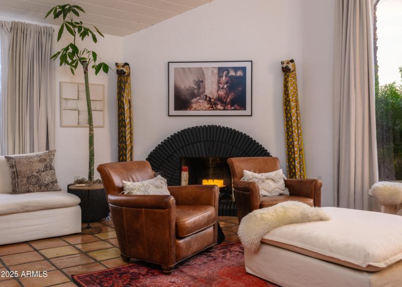 Listings_4540_N_44thSt_Unit21_Images-41