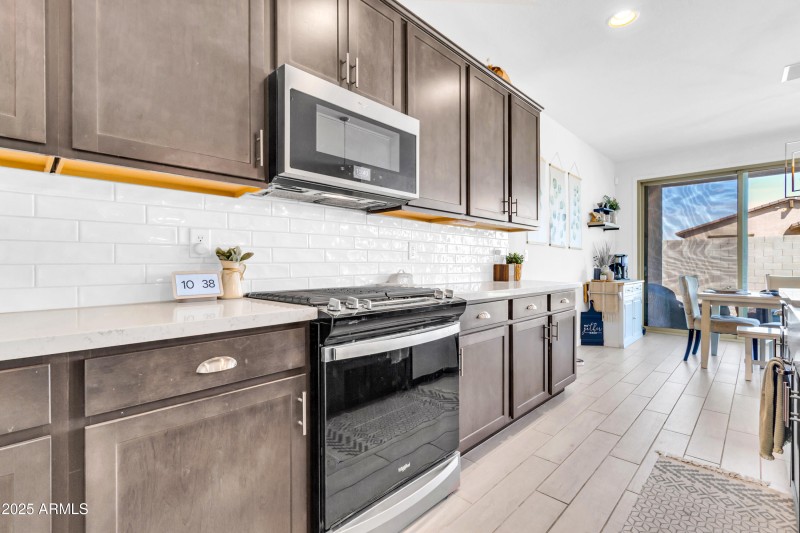 3314 E Jasmine Way-13