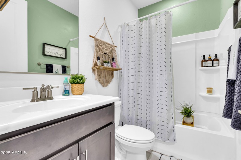 3314 E Jasmine Way-27