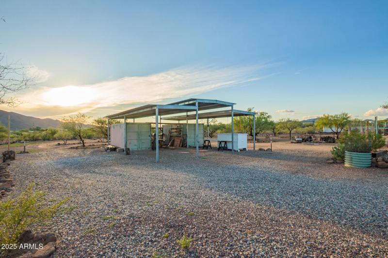 Storage w/RV hook ups