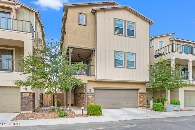 1201 S Tumbleweed Ln-1