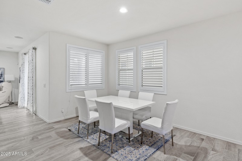 1201 S Tumbleweed Ln