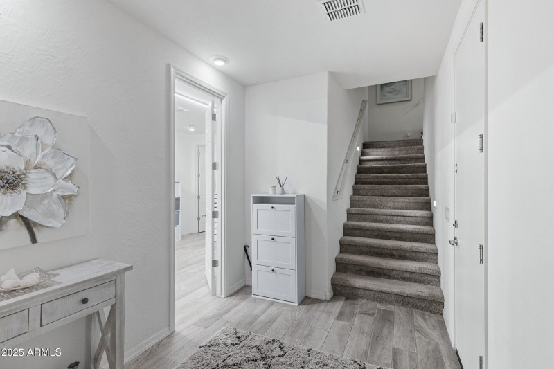 1201 S Tumbleweed Ln