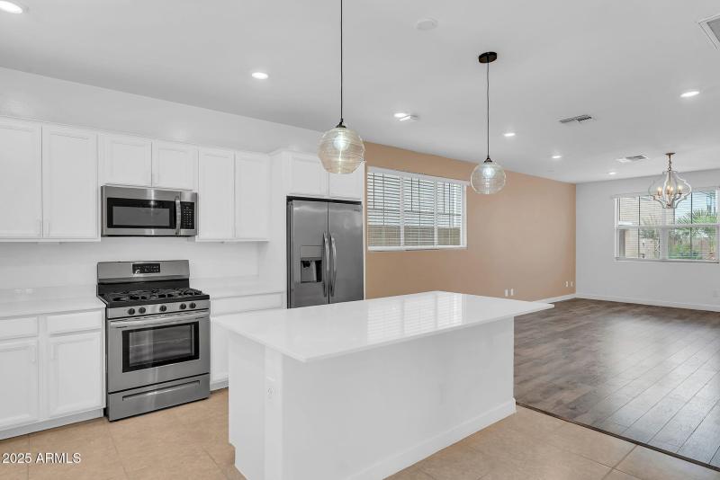 10-web-or-mls-Sabino-11