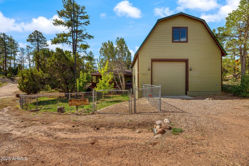 2003 Little Doe Trail, Overgaard, AZ-Cab