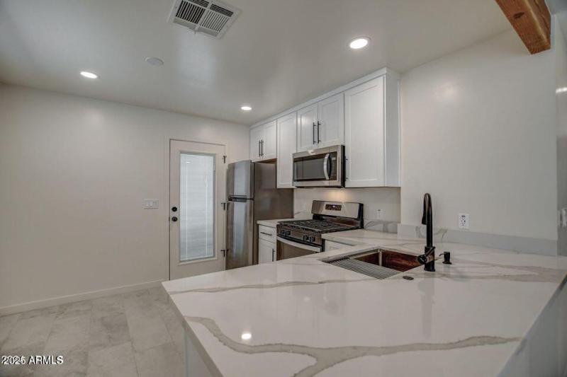 20240424201829032357000000-o