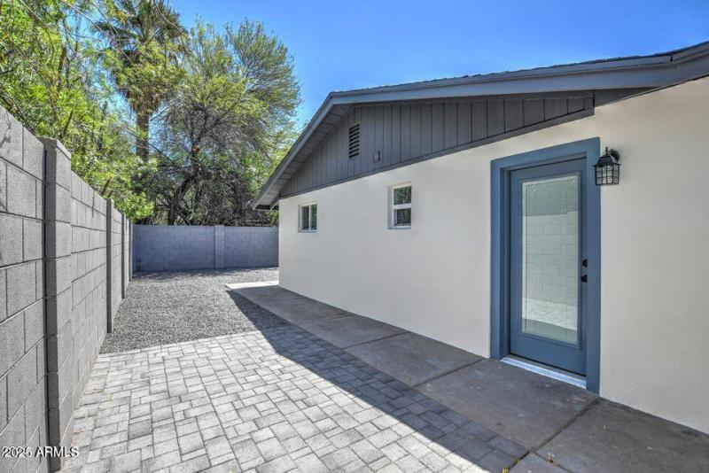 20240424203314121196000000-o