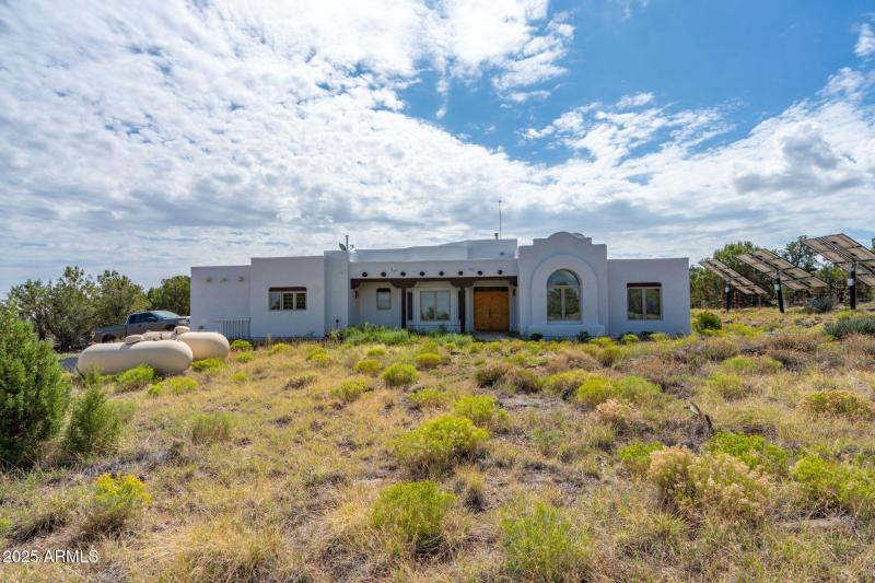 42-web-or-mls-35575-w-pale-moon-rd