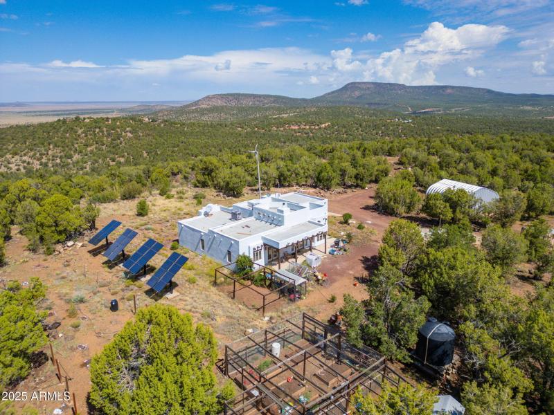 2-web-or-mls-35575-w-pale-moon-rd