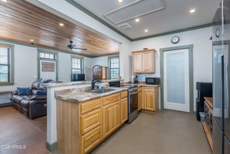 440 Vista Ln Clarkdale AZ-31