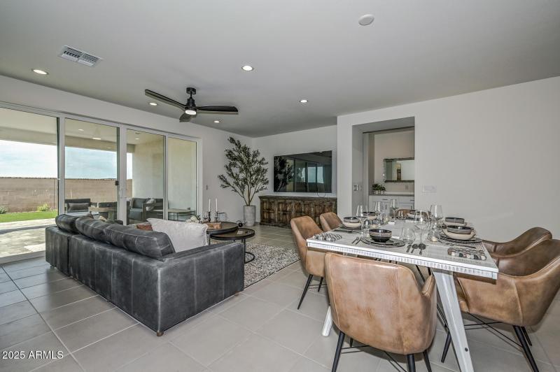 Breakfast Room-Great Room