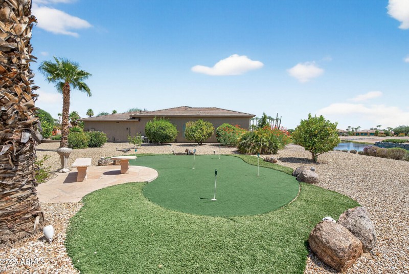 Putting/Chipping Green