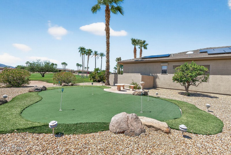 Putting/Chipping Green