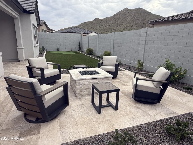 Outdoor Living with Views