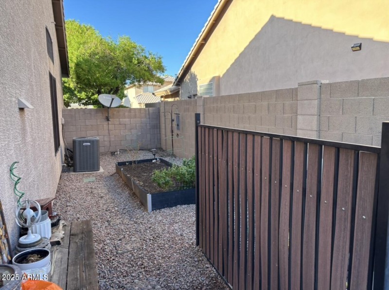 Side yard 3