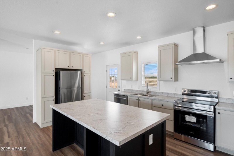 12-Kitchen to Dining