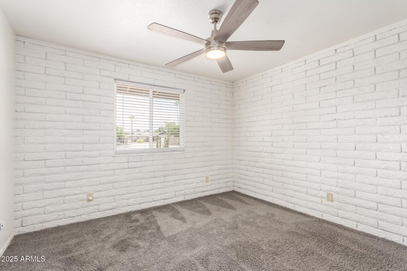 11621 N 39TH Street, Phoenix, AZ 85028