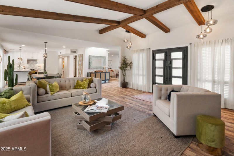 6504-W-Corrine-Dr-20