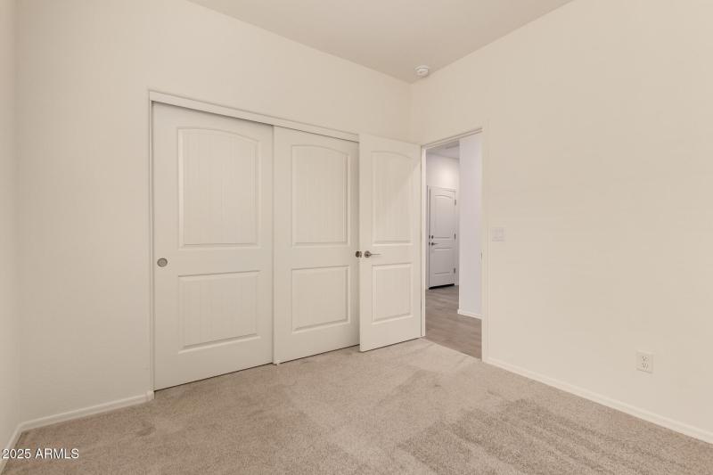 26 - Soft Wind 18253