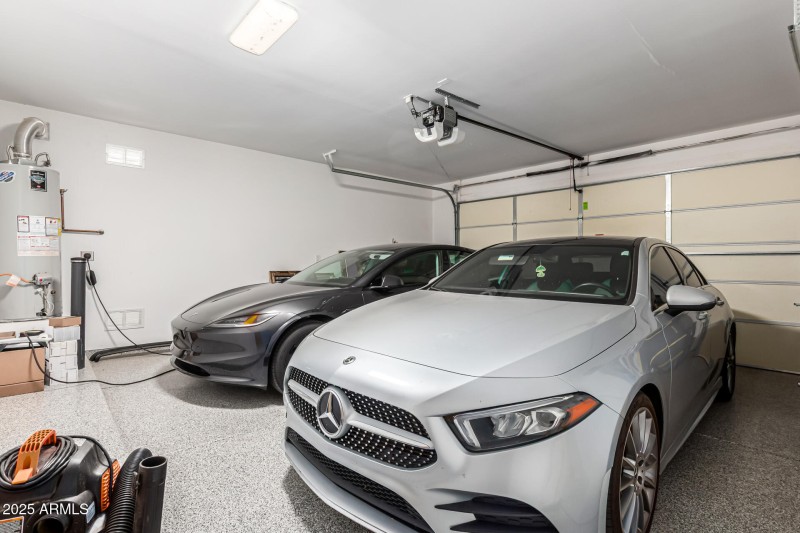 2-Car Garage