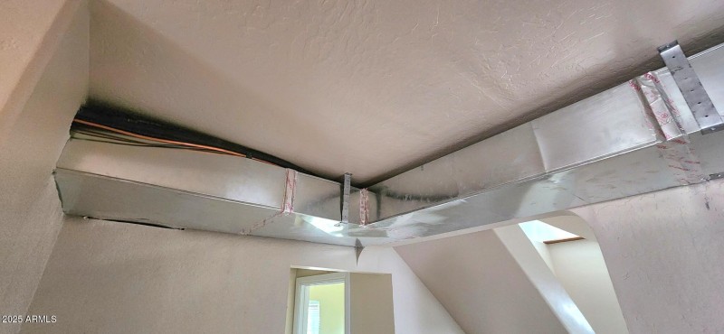 Ductwork fr Heat Pump to Lvg & Kitchen