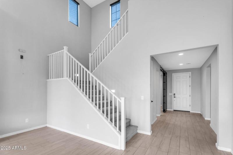 028_45-web-or-mls-coles-37_245