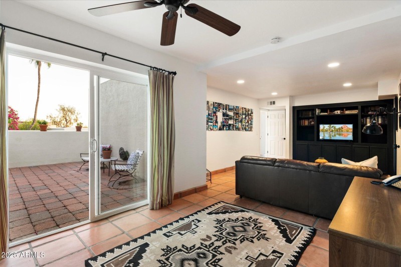 Private Patio for Office/Den/4th Bedroom