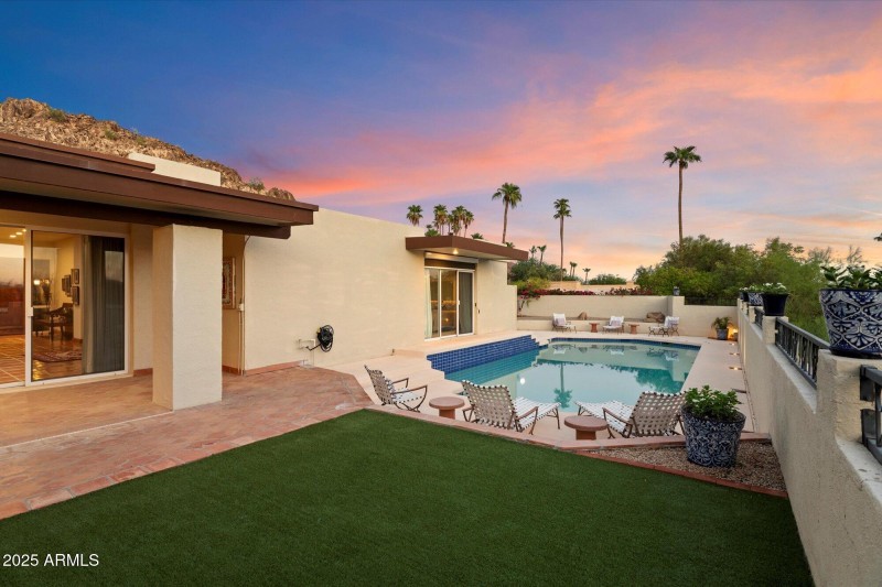 Perfect Yard for Entertaining