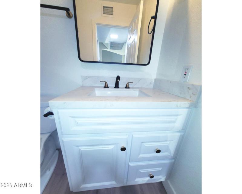 8) 62617-68bdd9d1a73bb