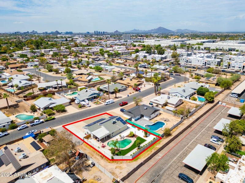 7-web-or-mls-557-s-visalia