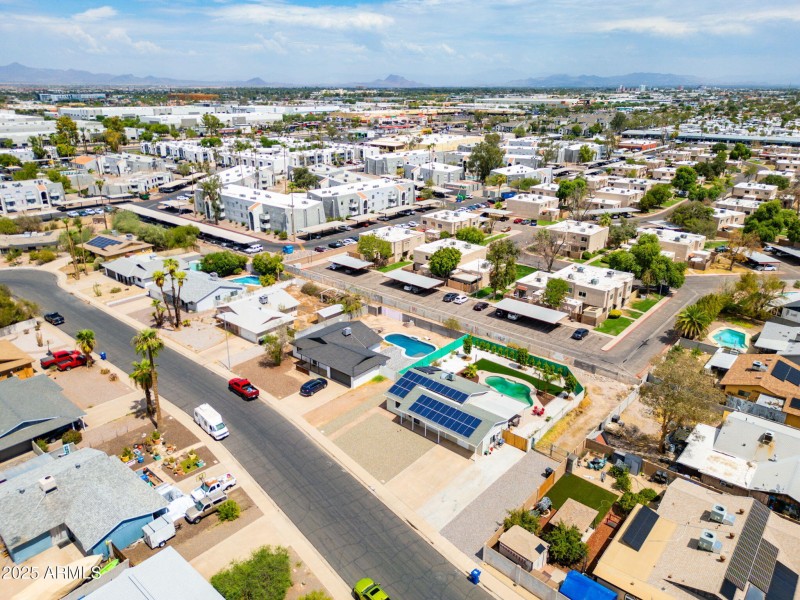 8-web-or-mls-557-s-visalia