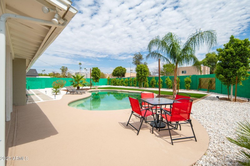 31-web-or-mls-557-s-visalia