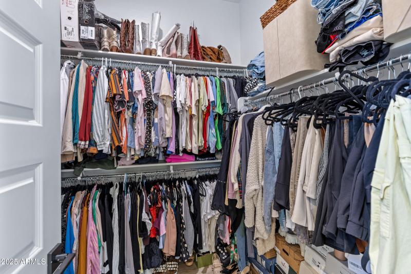 4030 W Serpentine Dr-27