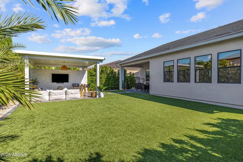 4030 W Serpentine Dr-36