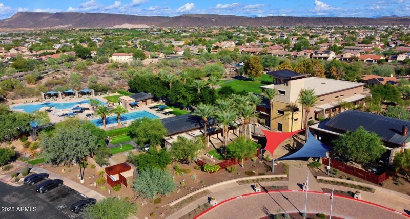 thumbnail_Community (7)