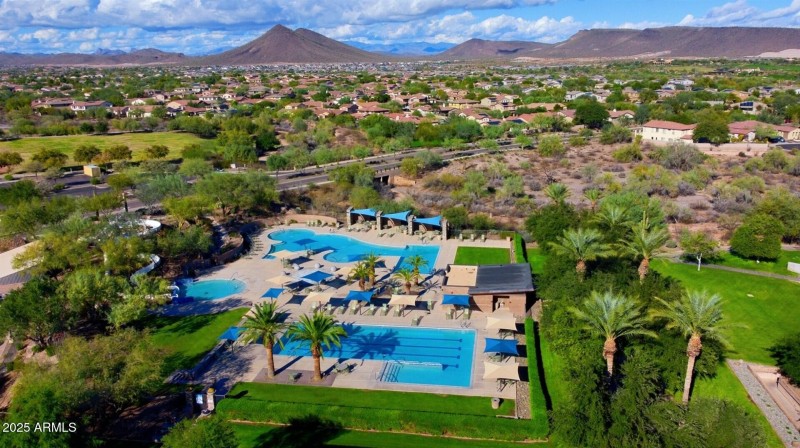 thumbnail_Community (8)