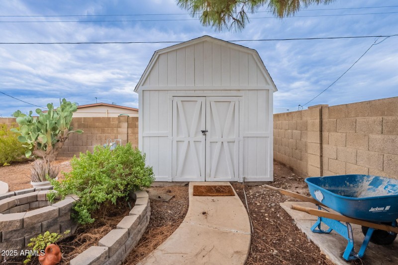 Shed