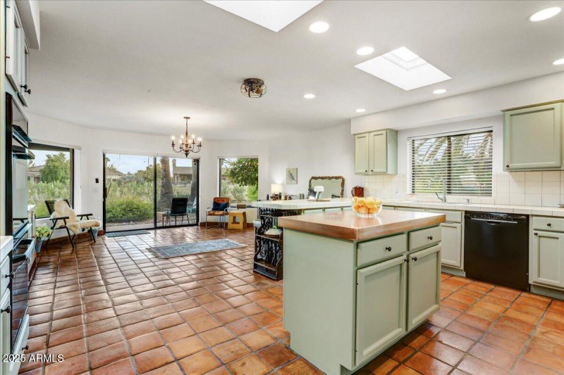 15-Kitchen to Dining Room