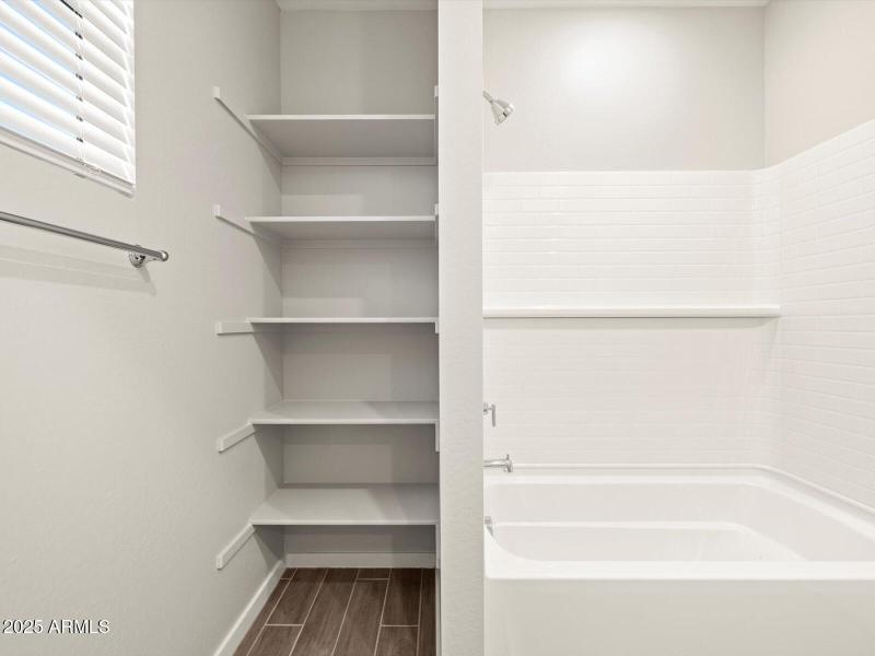 Bath 2 with Storage