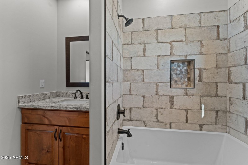 18-web-or-mls-DSC07717