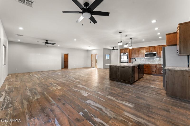 15-web-or-mls-2023-11-09 22.53.37-3