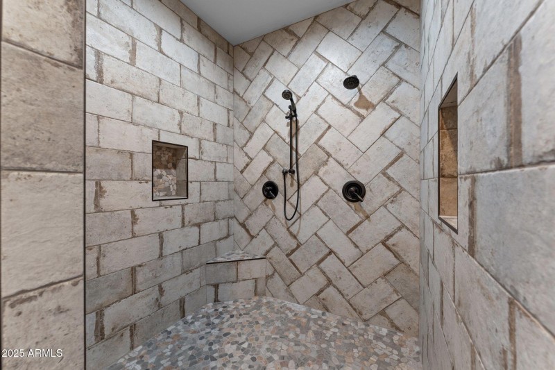 29-web-or-mls-2023-11-09 23.08.40