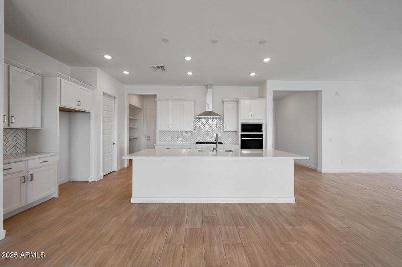 PHX_Las Ventanas_Lot 1192_Blush_263_Kitc