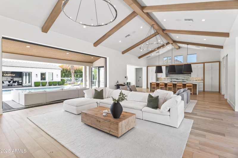 Expansive Greatroom