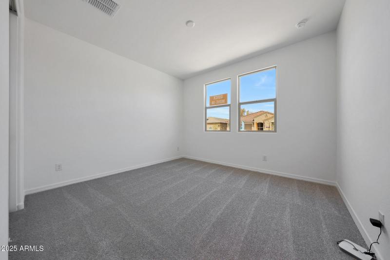 PHX_Landmarke_Lot 1070_Aqua_839_Bed2