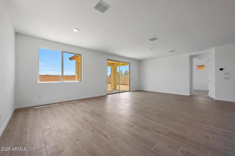 PHX_Landmarke_Lot 1070_Aqua_839_Greatroo