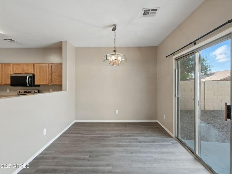 11-web-or-mls-Friesian-11